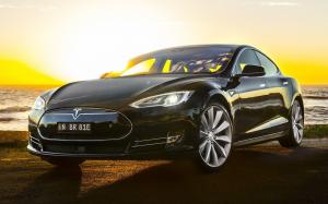 Tesla Model S 85 2012 года (AU)